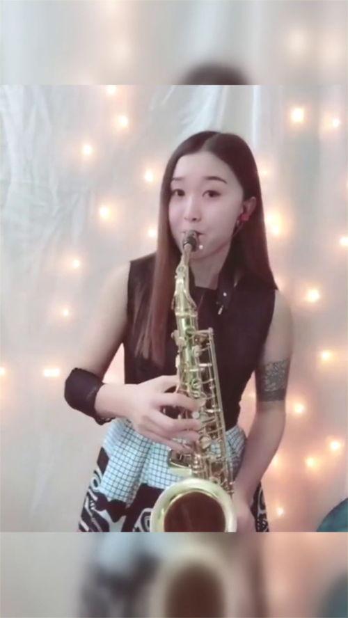 美女萨克斯演奏视频,美音绕梁三日不绝
