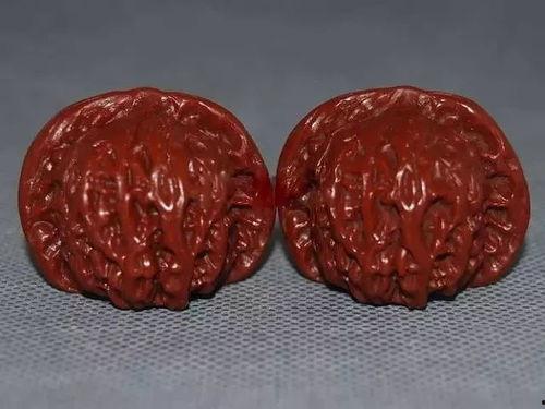 怎样盘核桃视频,跟随视频学习核桃保养与鉴赏